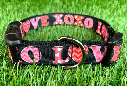 Love XOXO Heart Dog Collar